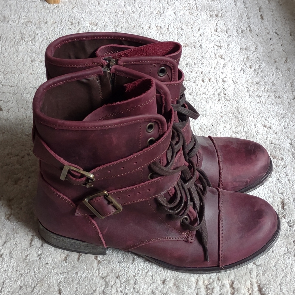 Dolce Vita wine colored booties-size 9